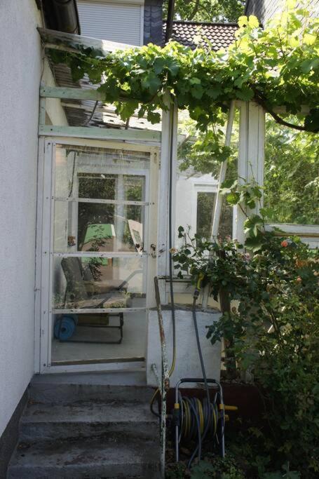 Ruhiges Apartment & Veranda Mit Guter Anbindung Bochum Exterior photo